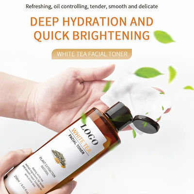 Multiple Moisturizing Ingredients Refine Pores And Make Skin Soft Whitening Face Toner For Hyperpigmentation