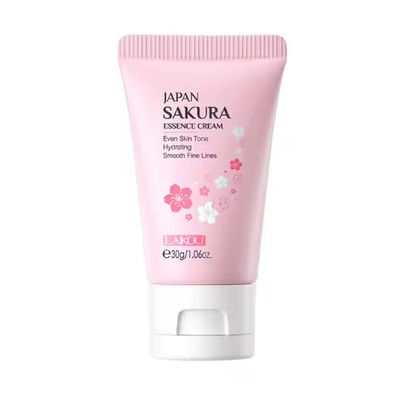 Face Cream 30g Brightening Moisturizer With Essence Ingredients for Skin Whitening & Moisturization