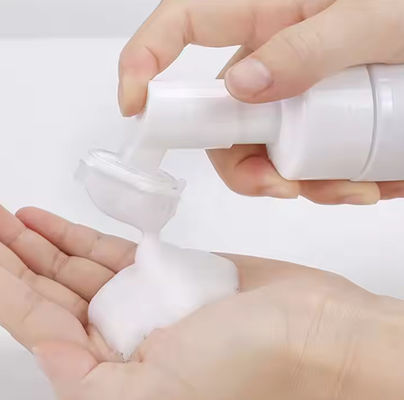 OEM / ODM Facial Cleanser Foam Exfoliating Cleansing Mousse Pore Moisture Skin Care Washing Mousse Cleanser with Brush