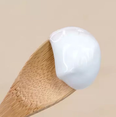 OEM / ODM Personalizzazione Crema idratante per adulti anti-invecchiamento anti-rughe Crema idratante per il viso a base di erbe