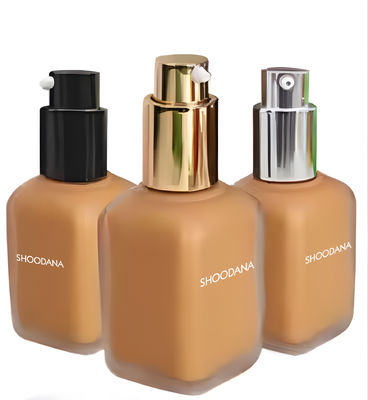 OEM / ODM Sampel Gratis Penutup Penutup Penutup Krim Minyak Bebas Waterproof Matte Makeup Liquid Foundation untuk Wanita Hitam Kulit Hitam